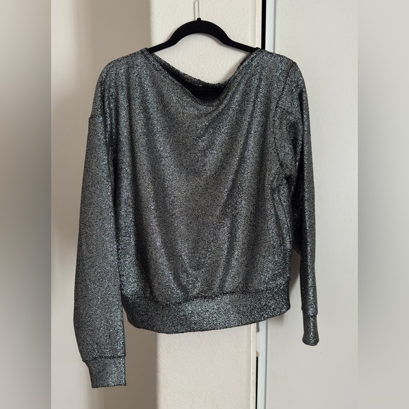 EXPRESS Relaxed Shine Off The Shoulder
Fleece Sweatshirt - Picture 4 of 6